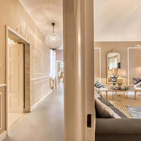 Apartament Moulin Rouge Lerici