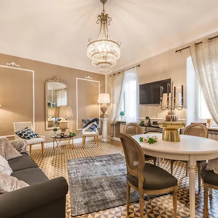 Moulin Rouge Apartament Lerici