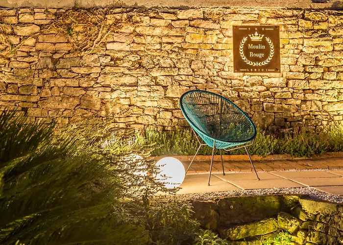 Moulin Rouge Daire *