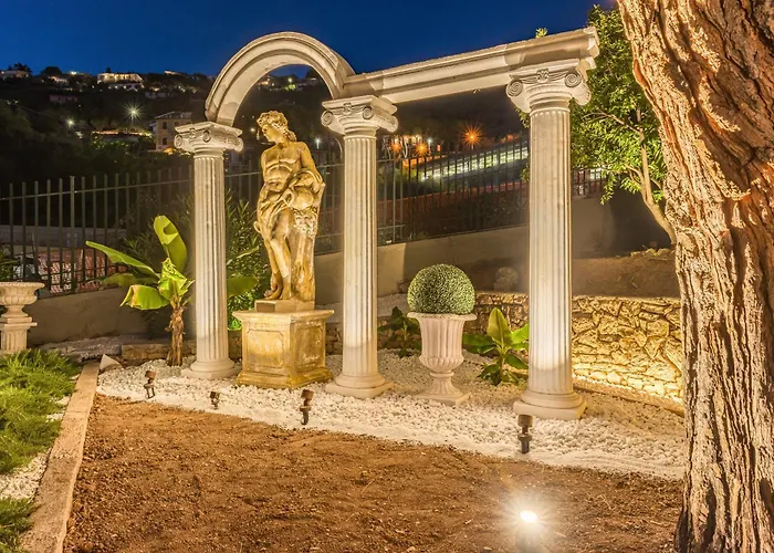 Moulin Rouge Apartman *