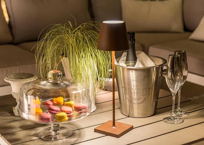 Daire Moulin Rouge Lerici